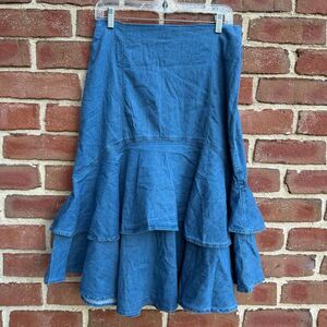 The Pyramid Collection Women's Tiered Ruffle Denim Midi Skirt Blue Size 10 NWOT